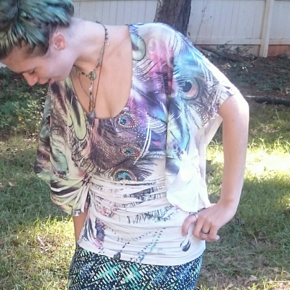 Peacock Shirt🎡 - Picture 4 of 8